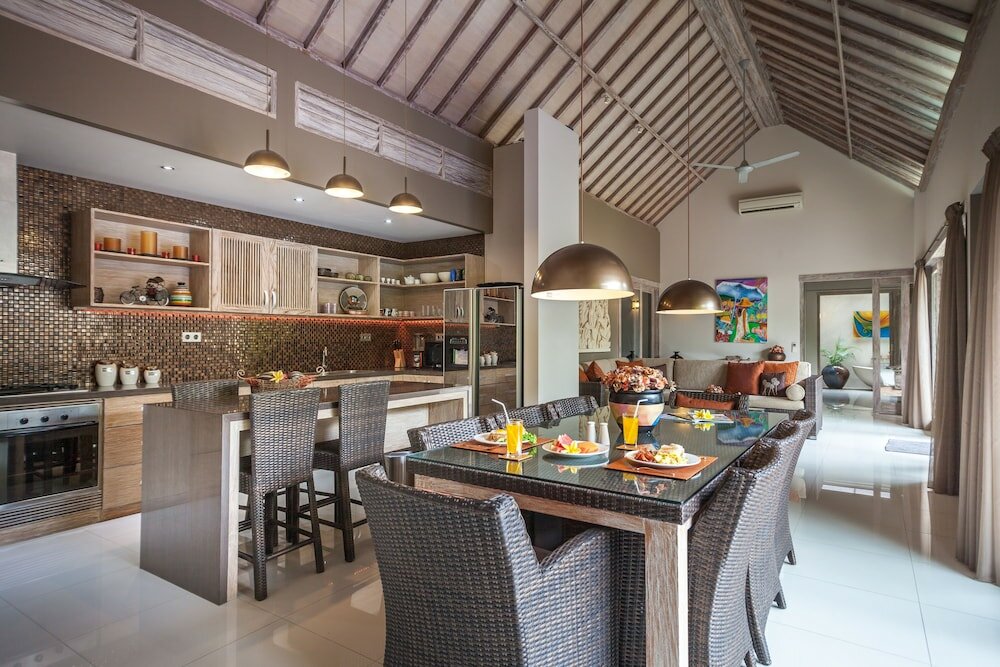 Фото Tis Villas Seminyak by Premier Hospitality Asia