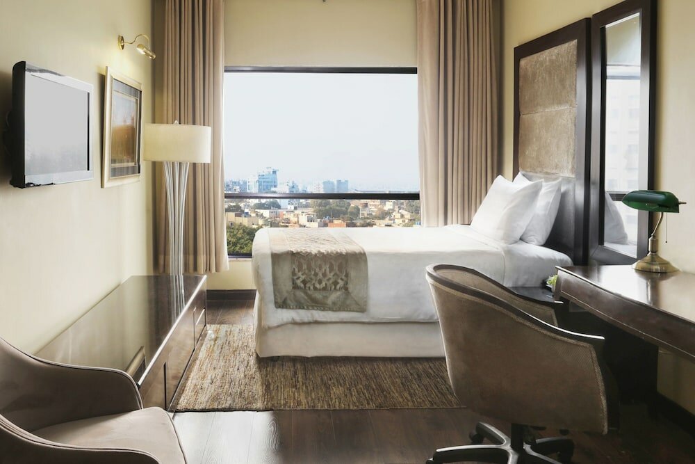 Фото Фор Пойнтс бай Шератон Лахор