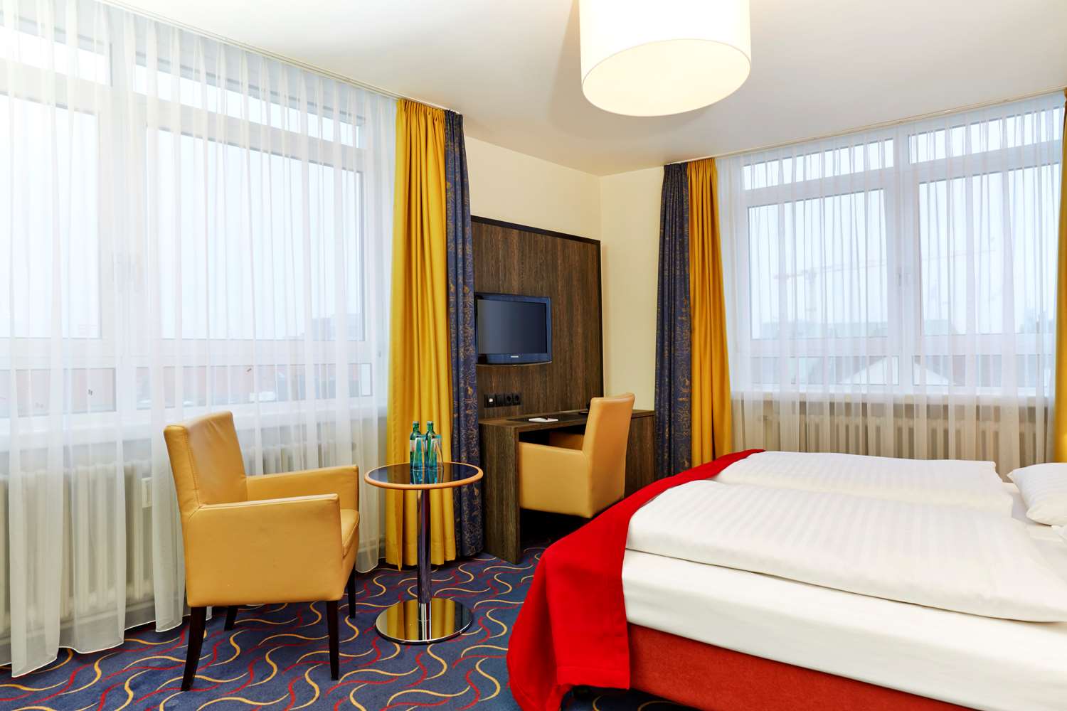 Фото H+ Hotel Bremen