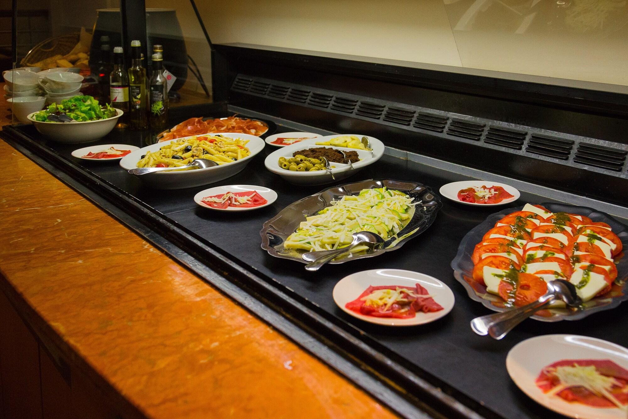 Фото Hotel Cathedrale