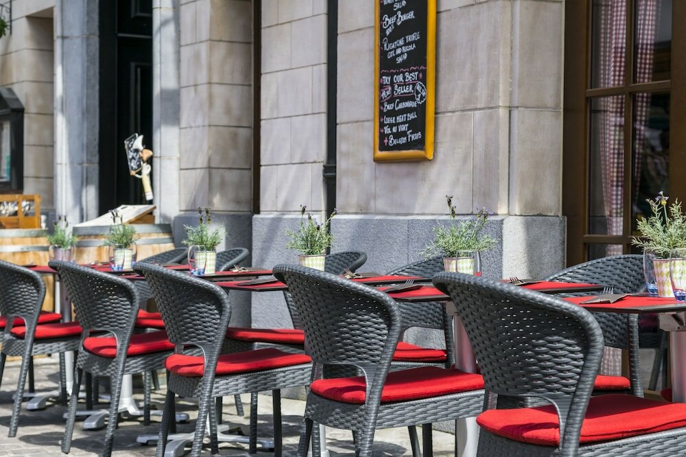 Фото Warwick Grand Place Brussels
