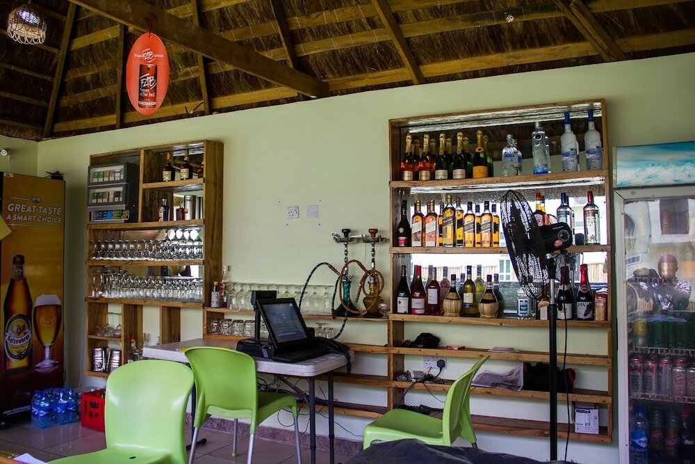 Фото Island Heights Hotel