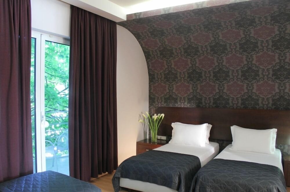 Фото Galaxy Art Hotel