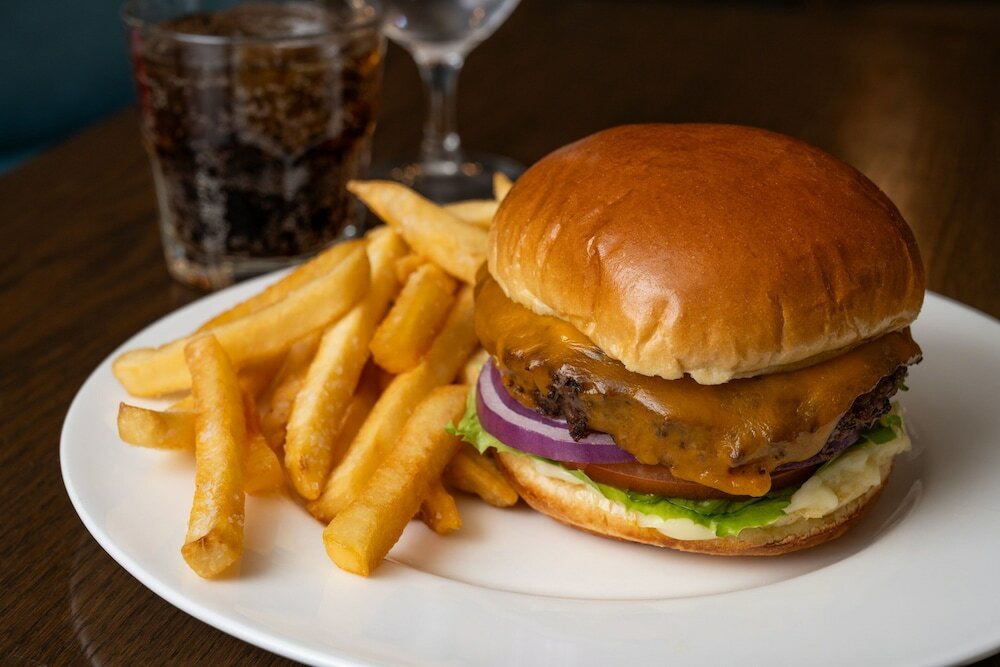 Фото Four Points by Sheraton Chicago Westchester/Oak Brook