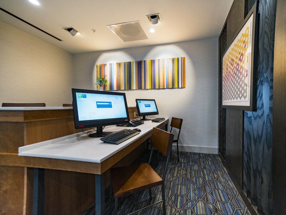 Фото Holiday Inn Express & Suites Southaven Central - Memphis, an Ihg Hotel