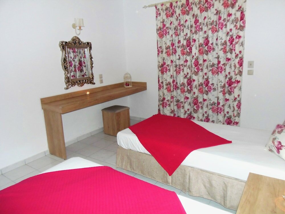 Фото Emerald Hotel