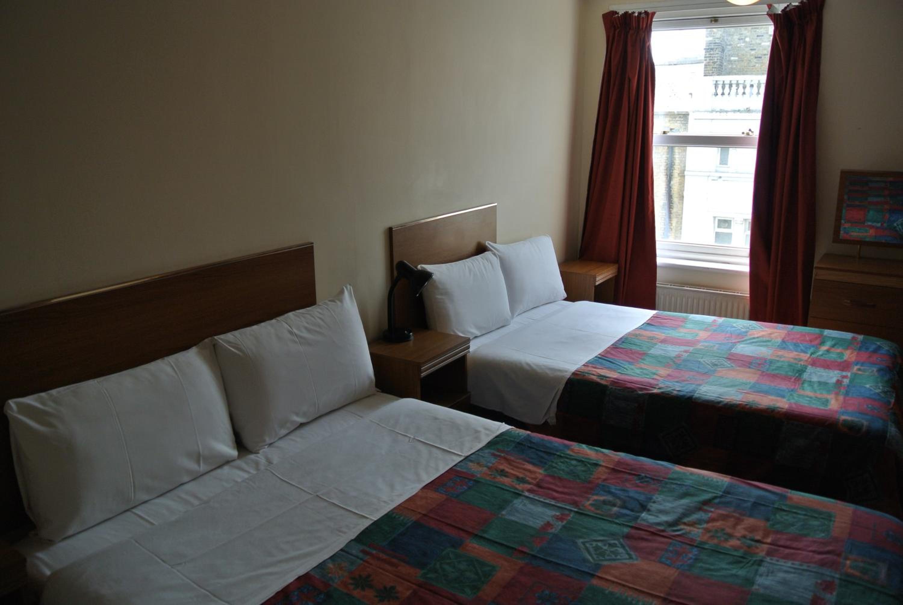 Фото Carlton Hotel Kings Cross