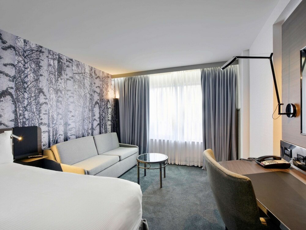 Фото DoubleTree by Hilton Ottawa Downtown