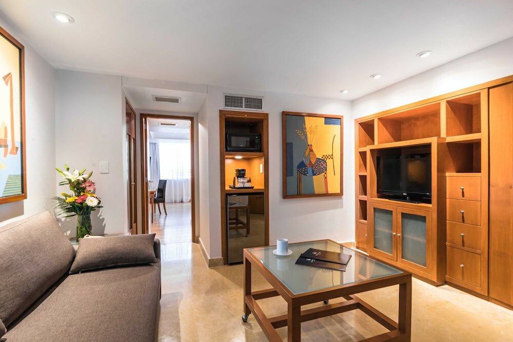 Фото Eurostars Zona Rosa Suites