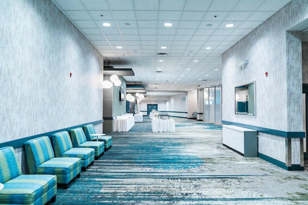 Фото Coast Hotel & Convention Centre Langley City