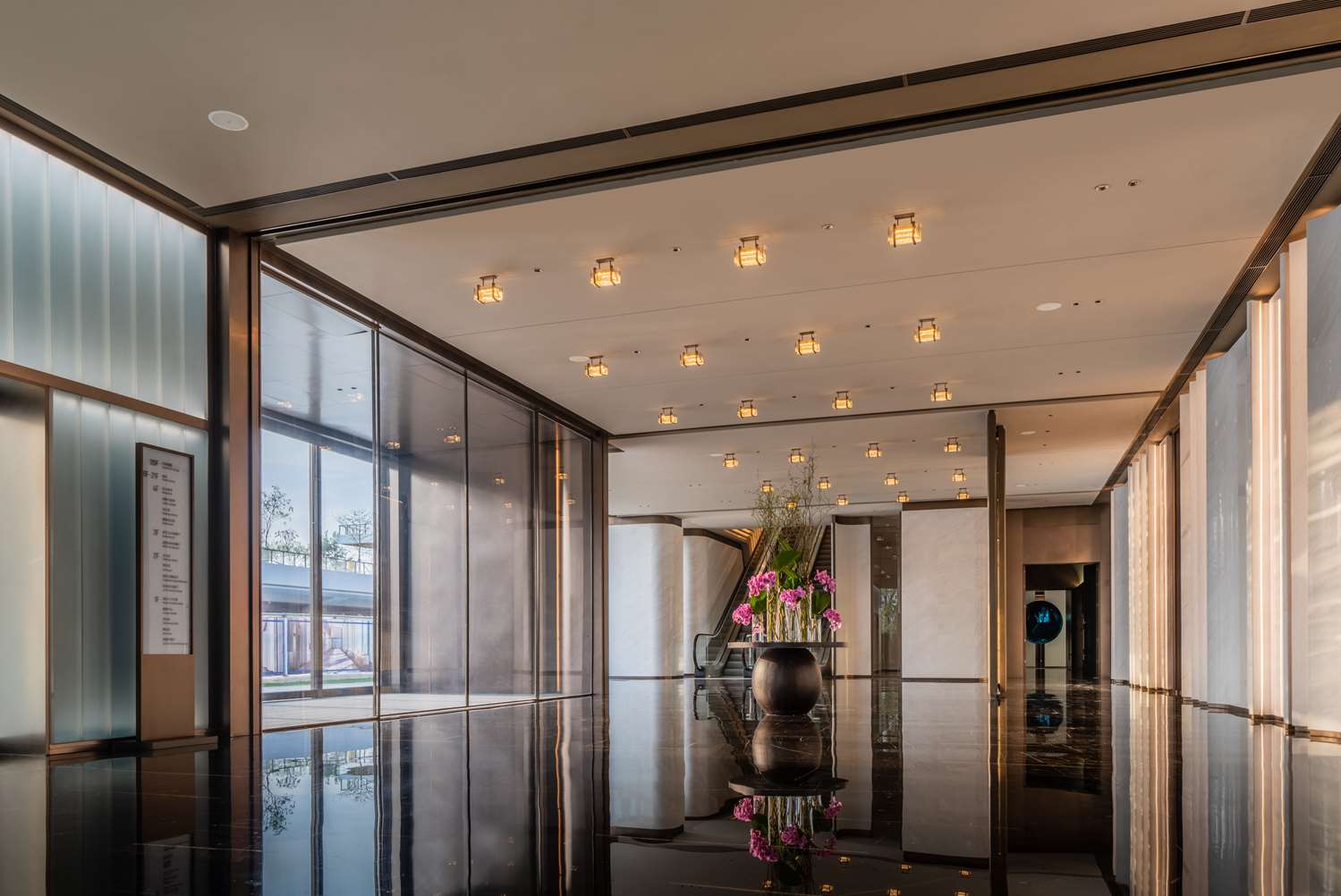 Фото Hilton Shenzhen World Exhibition & Convention Center