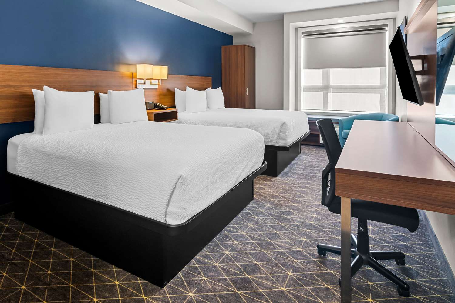 Фото Park Inn by Radisson, Kelowna