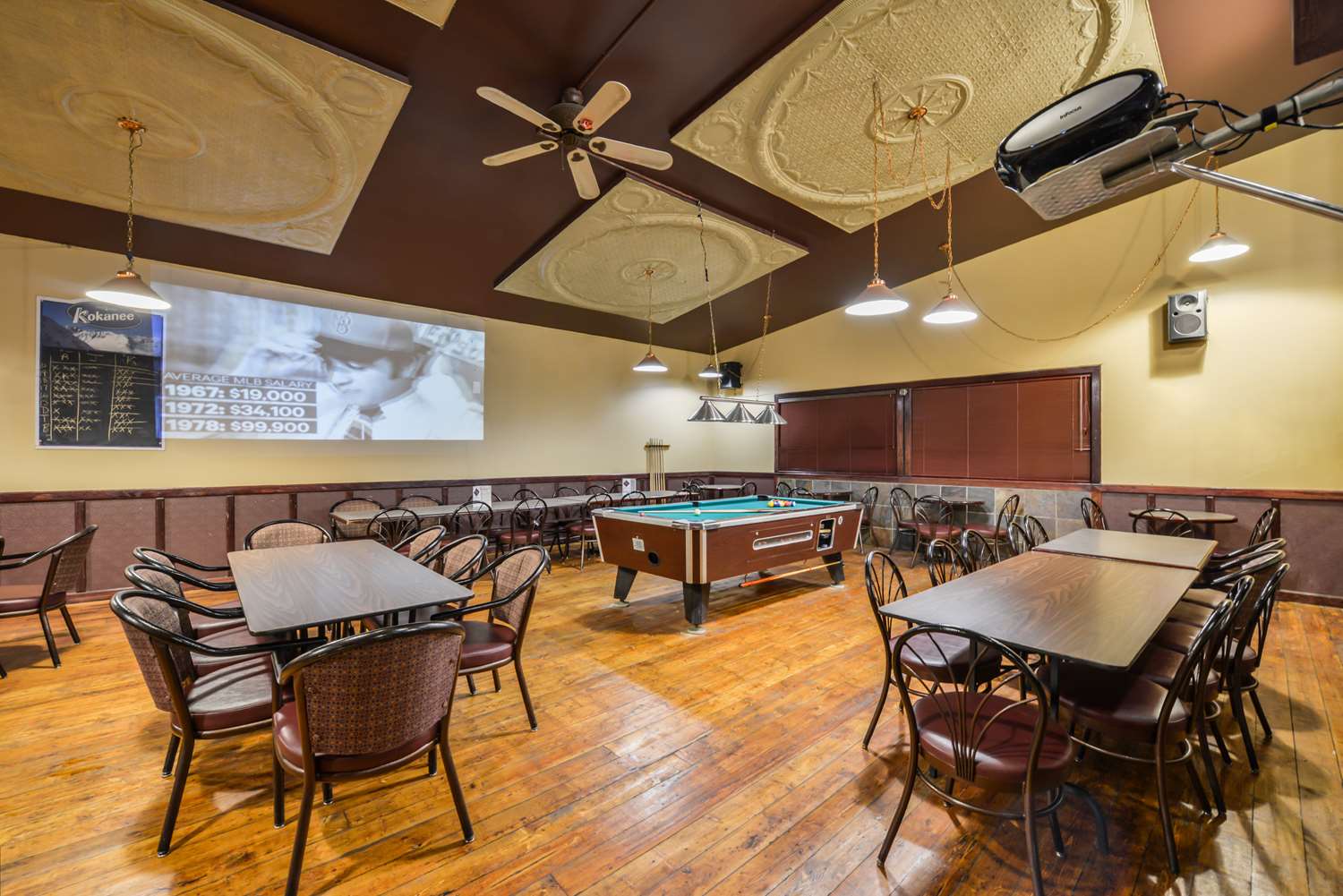 Фото Canadas Best Value Inn Whitecourt