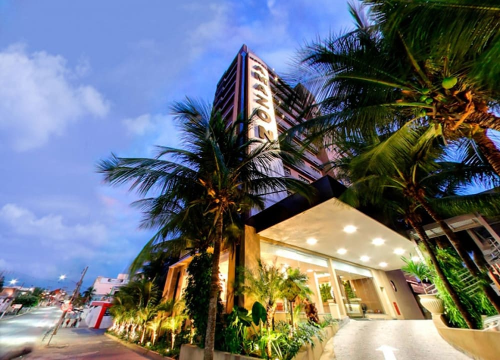 Фото Amazon Plaza Hotel