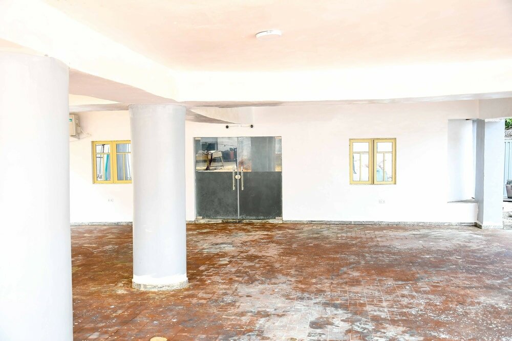 Фото Bluenest Hotel