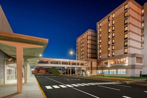 Гостиница Bangor Aviator Hotel, Bw Premier Collection в Ороно