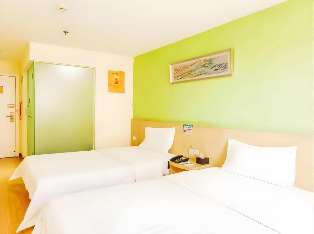 Фото 7 Days Inn Xian BeI Guan Zheng Jie Bei Shao Men Branch