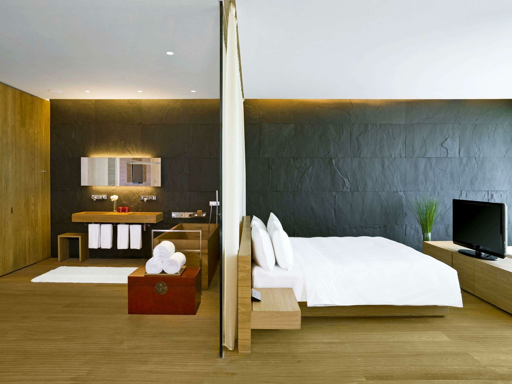 Фото The Opposite House