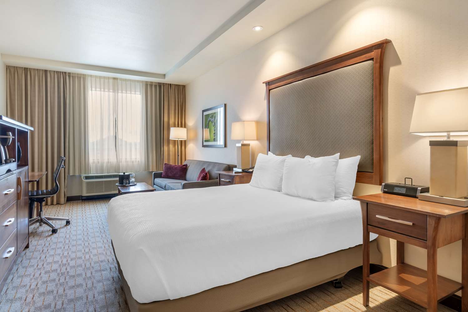 Фото Best Western Premier Boulder Falls Inn