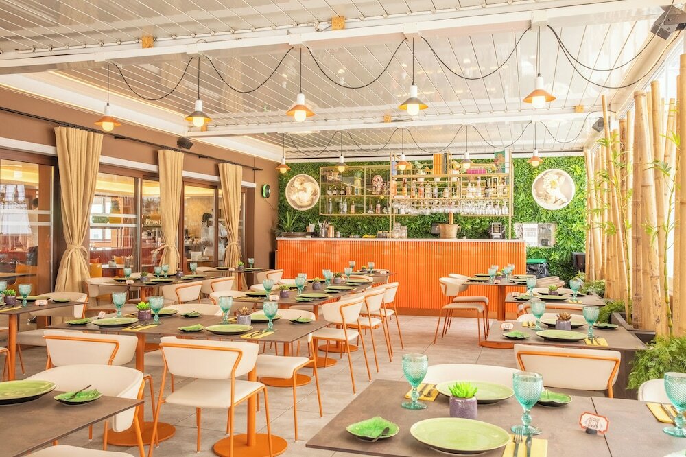 Фото VIP Executive Picoas Hotel