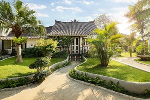 Гостиница Hotel Puri Tempo Doeloe