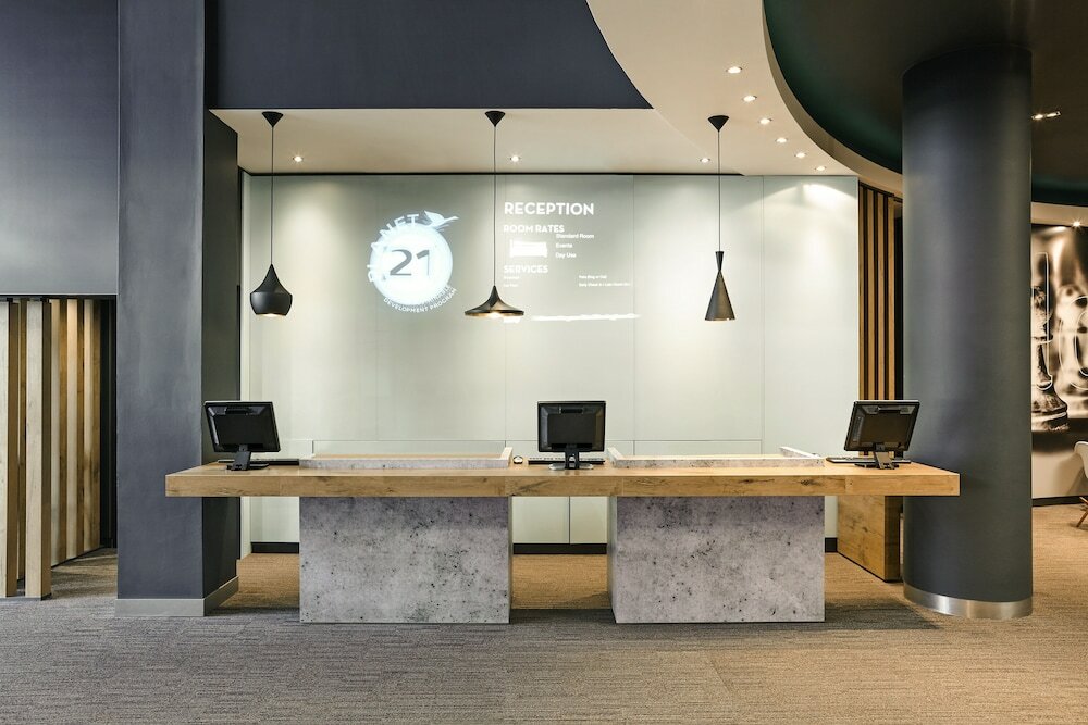 Фото Ibis Birmingham New Street Station Hotel