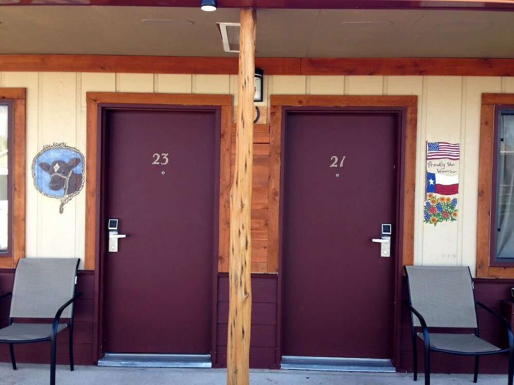 Фото Americas Best Value Inn The Legends Inn