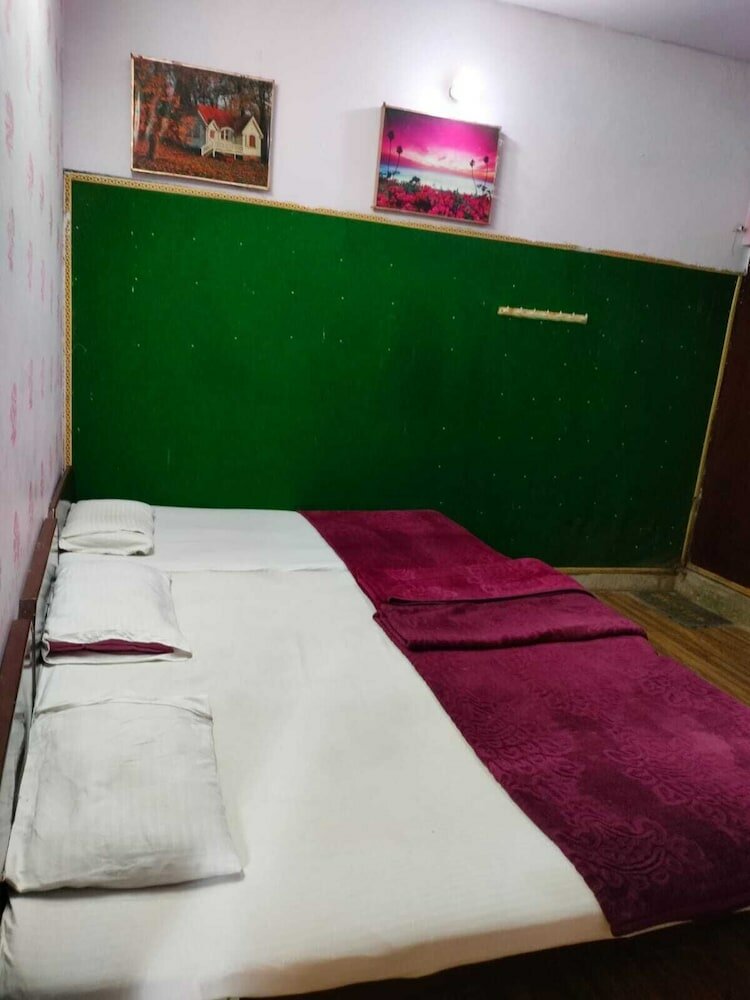 Фото Hotel Raj Bed & Breakfast