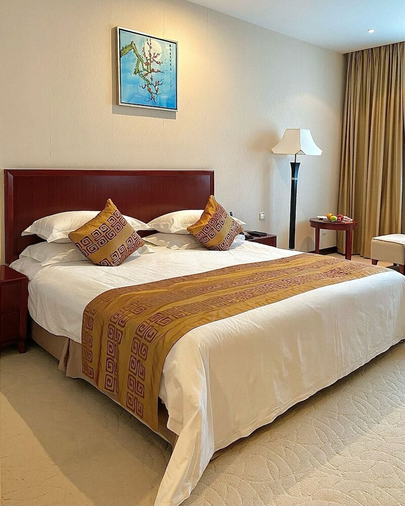 Фото Beijing Palace Soluxe Hotel Astana