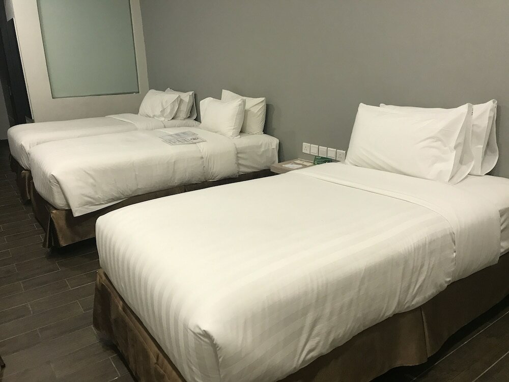 Фото The Klagan Hotel