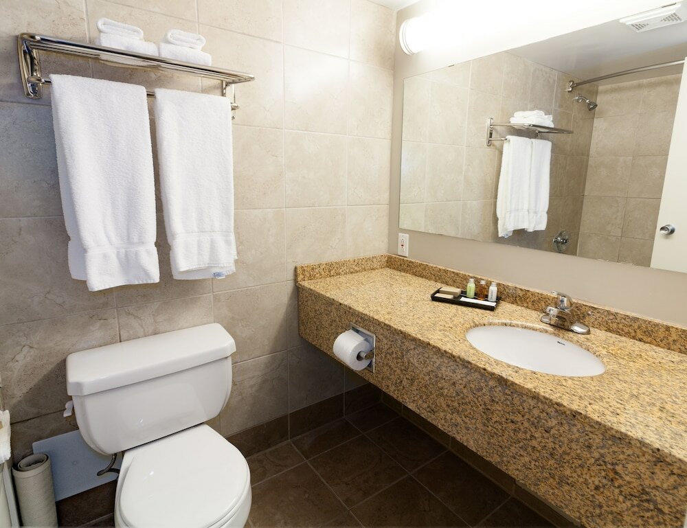 Фото BCMInns Lloydminster