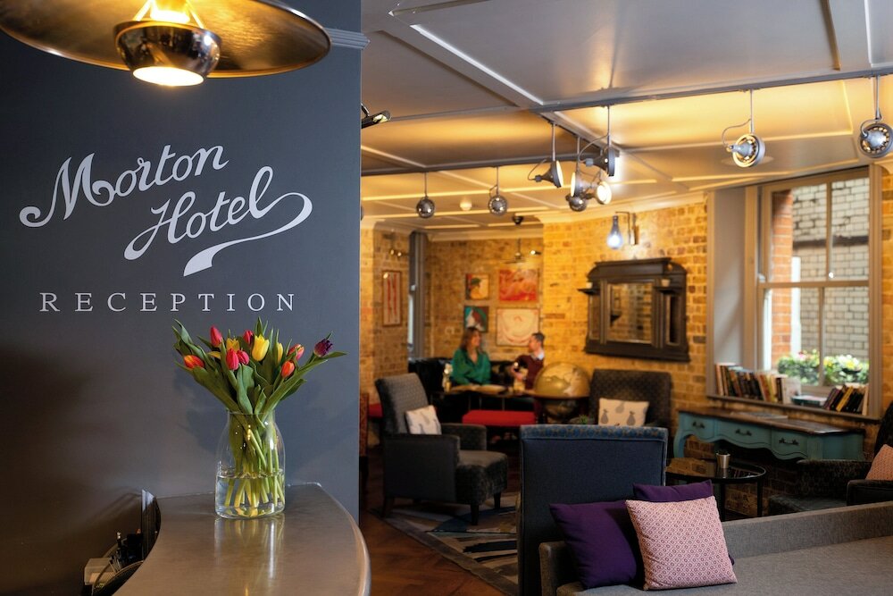 Фото Morton Hotel