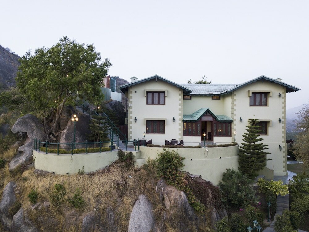 Фото The Colonial Manek Manor