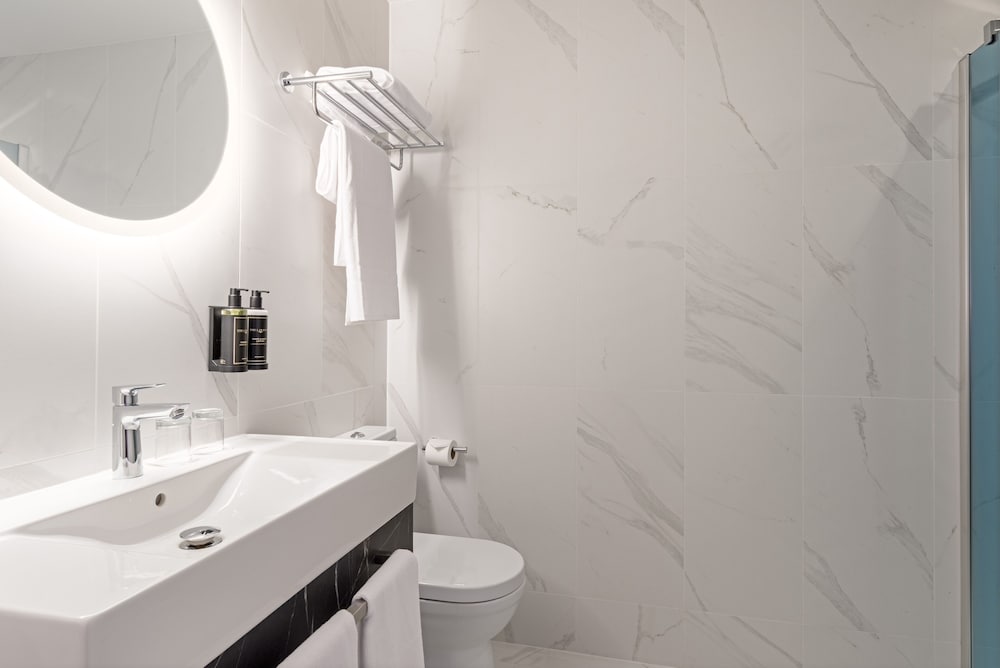 Фото Ikonik Gran VIA