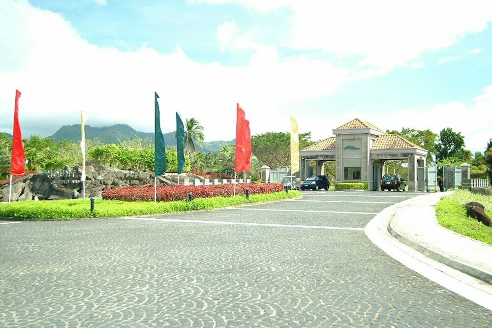 Hotel The Suites at Mount Malarayat, Province of Batangas, photo