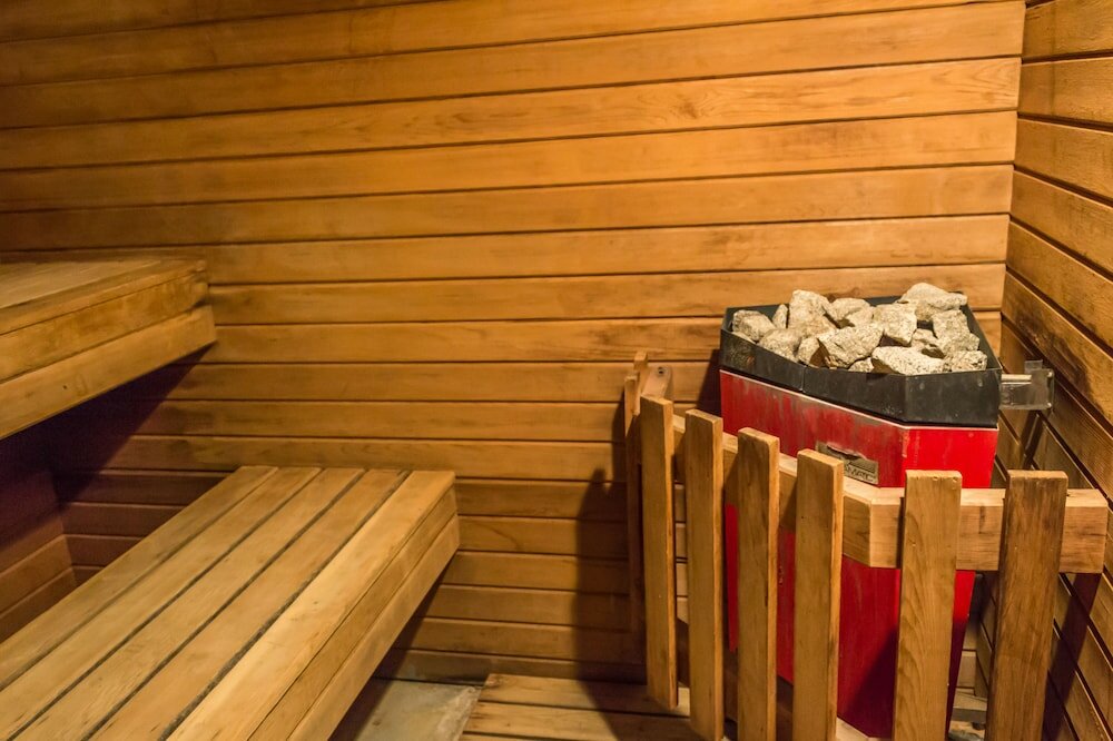 Фото Ottawa Embassy Hotel & Suites