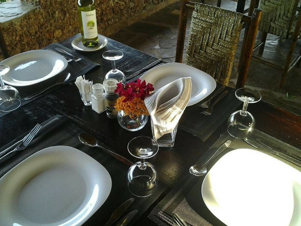 Фото Sheba Cottages