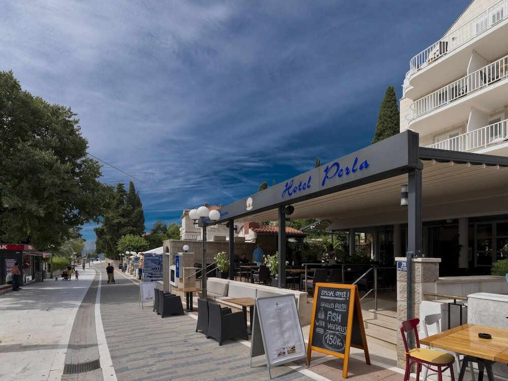 Фото Hotel Perla