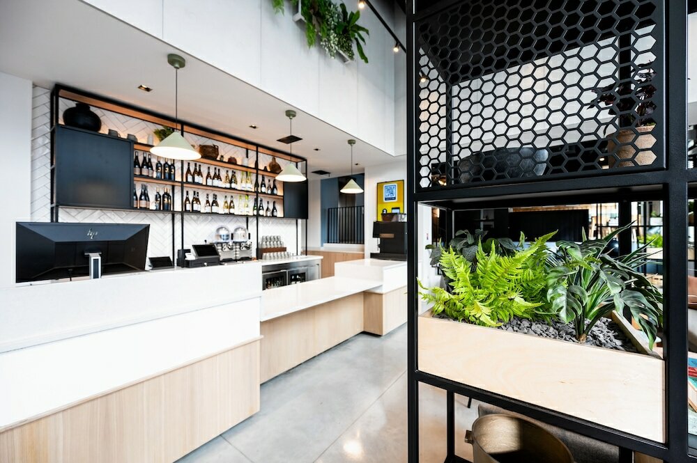 Фото Staycity Aparthotels Paris La Defense