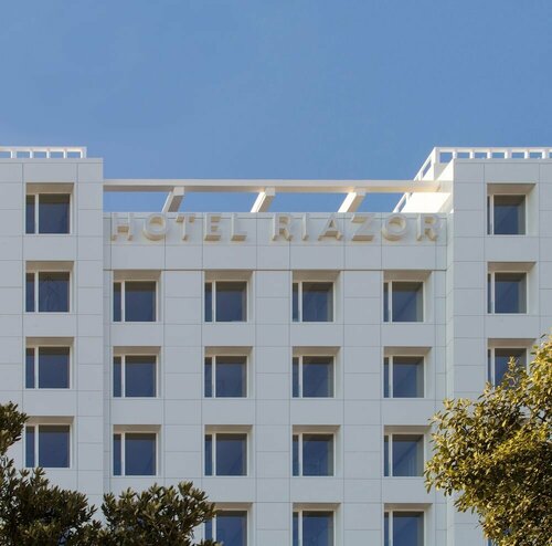 Гостиница Hotel Riazor в Ла-Корунье