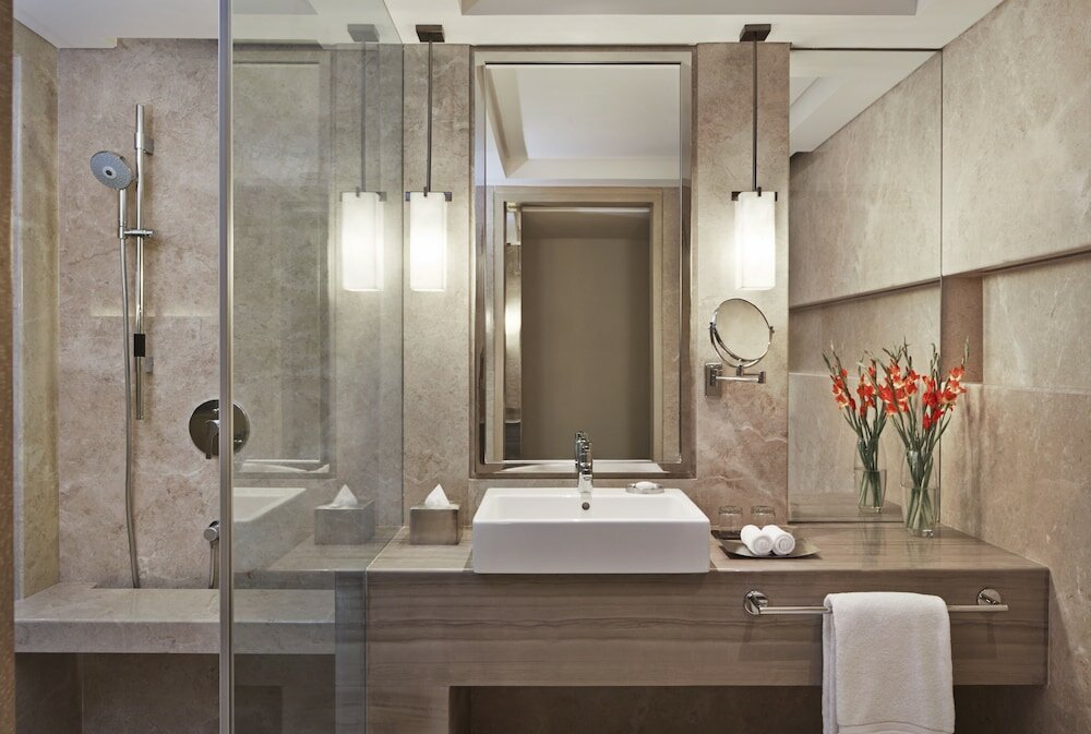 Фото Courtyard by Marriott Bilaspur