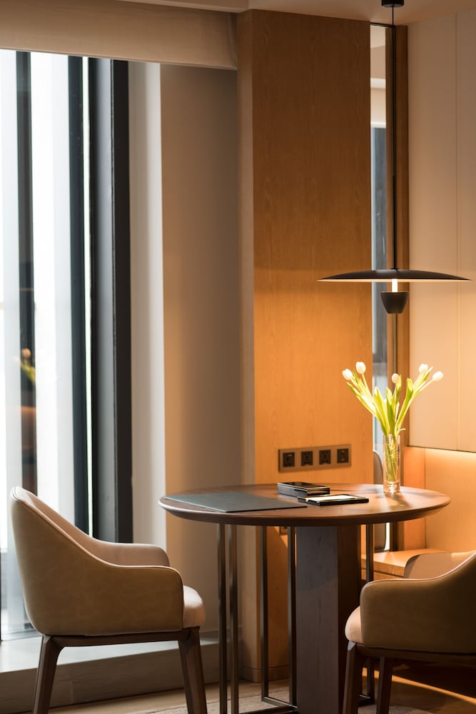 Фото Joyze Hotel Xiamen, Curio Collection by Hilton