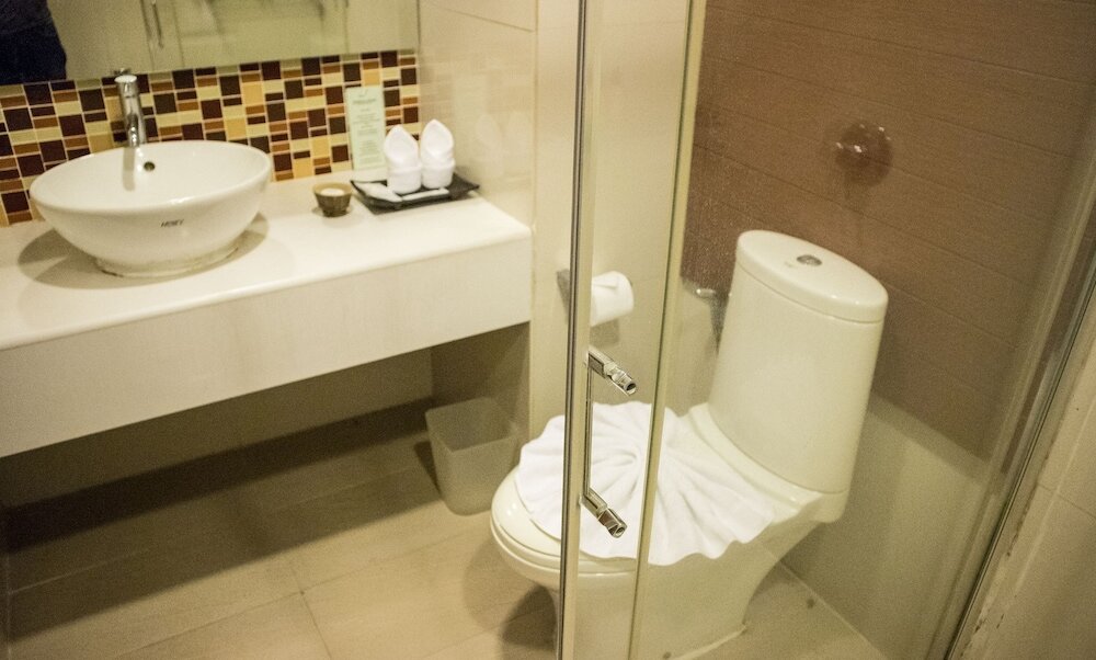 Фото Sathorn Grace Serviced Residence