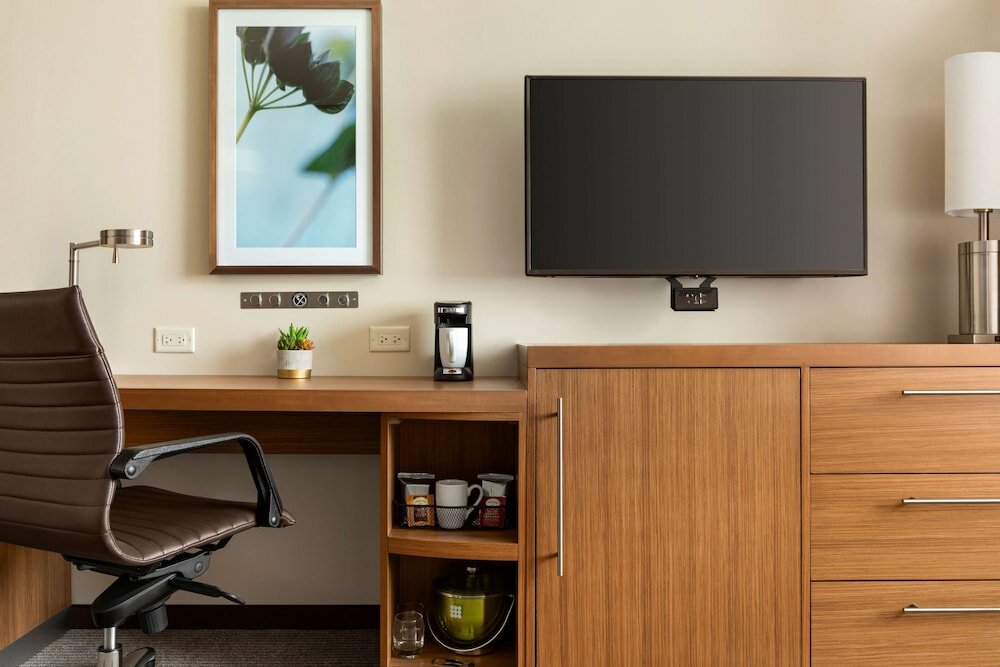 Фото Hyatt Place Virginia Beach Town Center