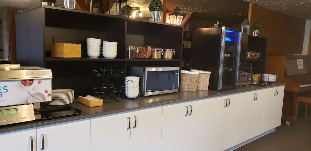 Фото Super 8 by Wyndham Spruce Grove