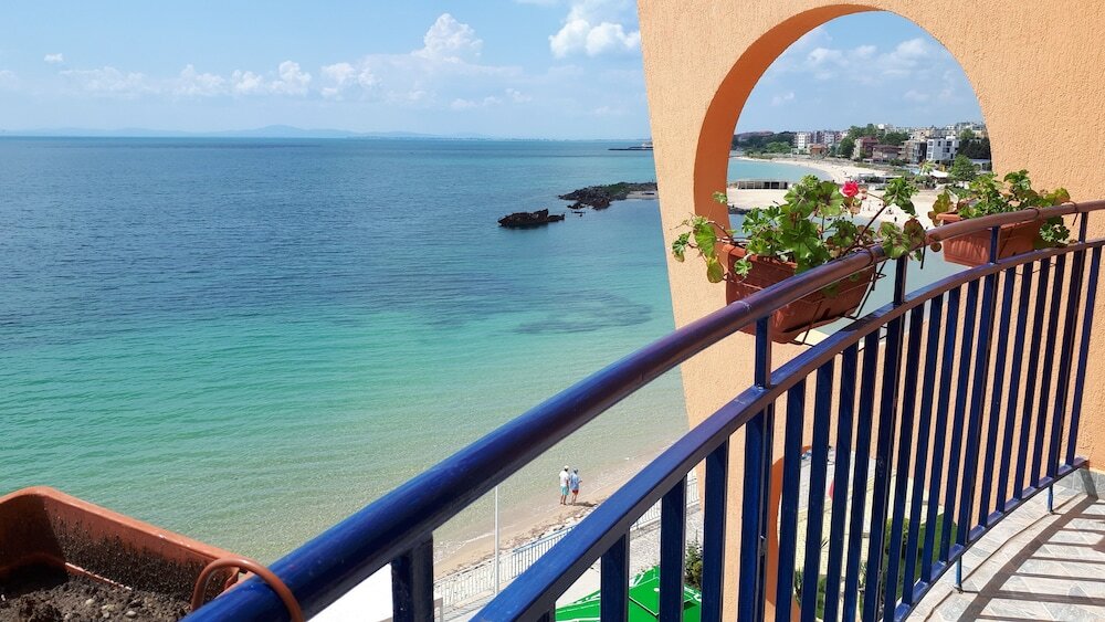 Фото Family Hotel Evridika