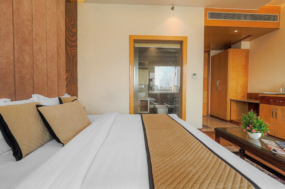 Фото 182360715192