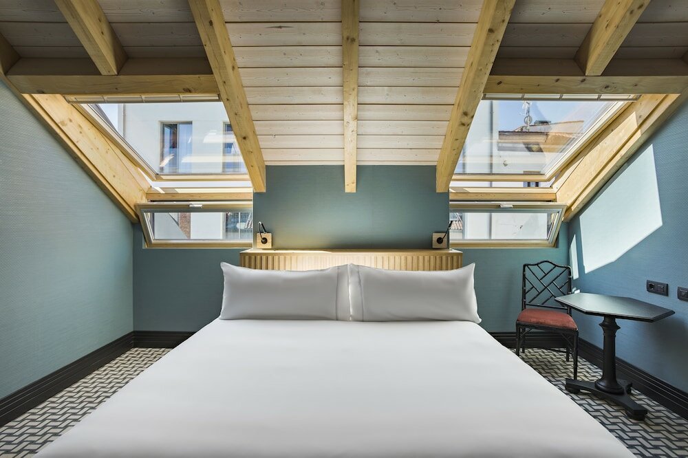 Фото Room Mate Alba