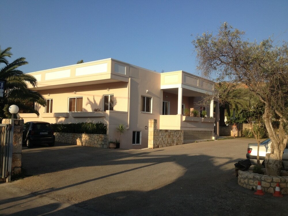 Фото Hotel Kyriaki