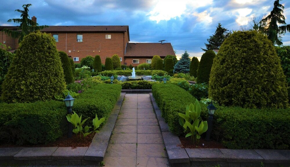 Фото Newmarket Inn